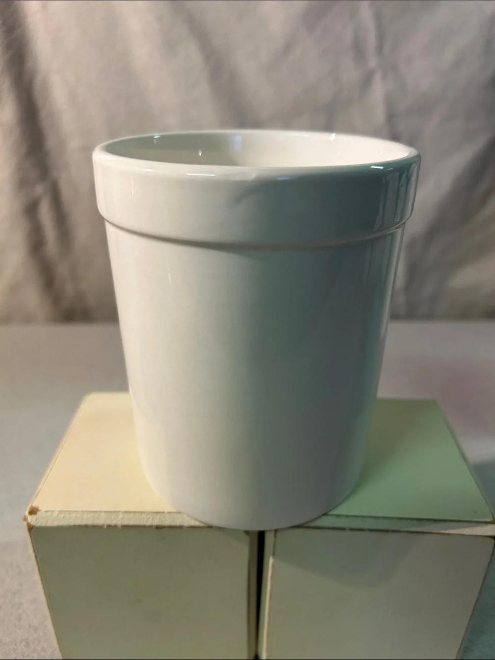 Rae Dunn White Ceramic 'SHARE' Crock